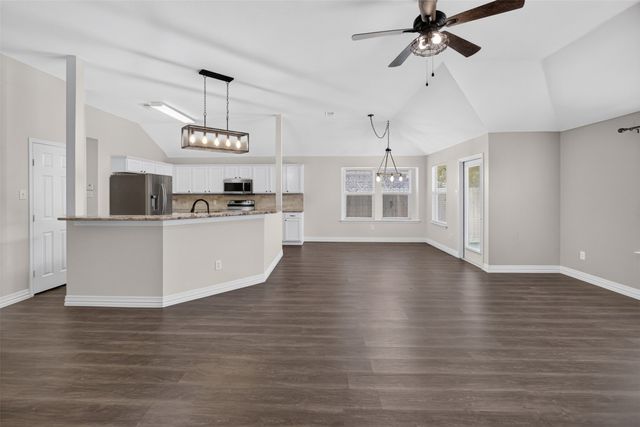 9612 Linton Drive, Fort Worth, TX 76108