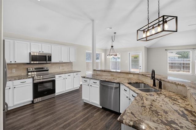 9612 Linton Drive, Fort Worth, TX 76108