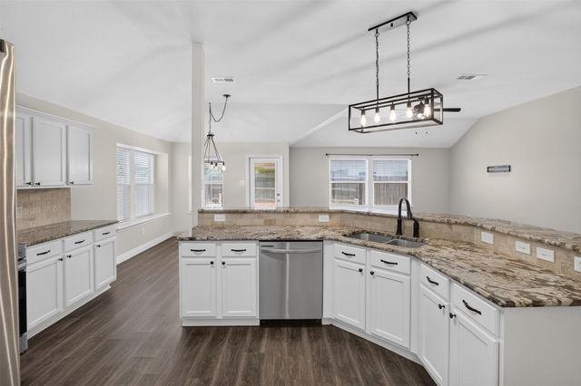 9612 Linton Drive, Fort Worth, TX 76108