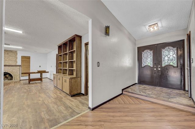 6975 Obannon Drive, Las Vegas, NV 89117