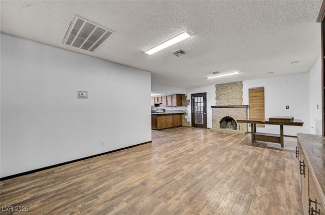 6975 Obannon Drive, Las Vegas, NV 89117