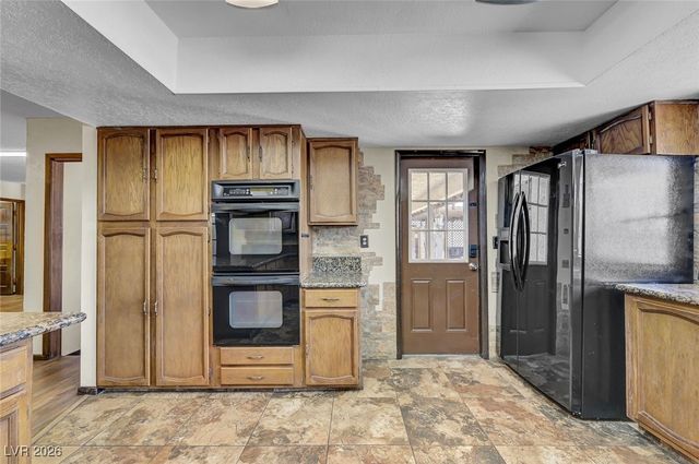 6975 Obannon Drive, Las Vegas, NV 89117