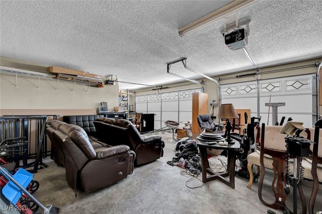 6975 Obannon Drive, Las Vegas, NV 89117