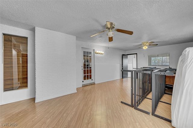 6975 Obannon Drive, Las Vegas, NV 89117