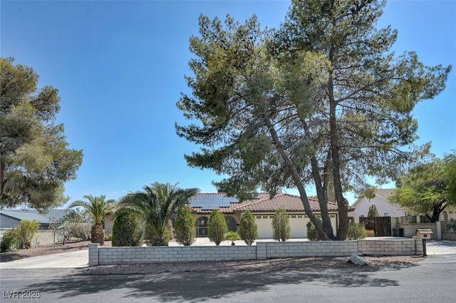 6975 Obannon Drive, Las Vegas, NV 89117