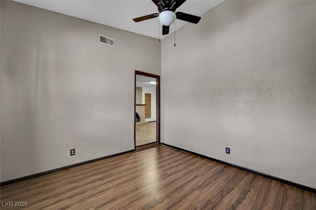 6975 Obannon Drive, Las Vegas, NV 89117