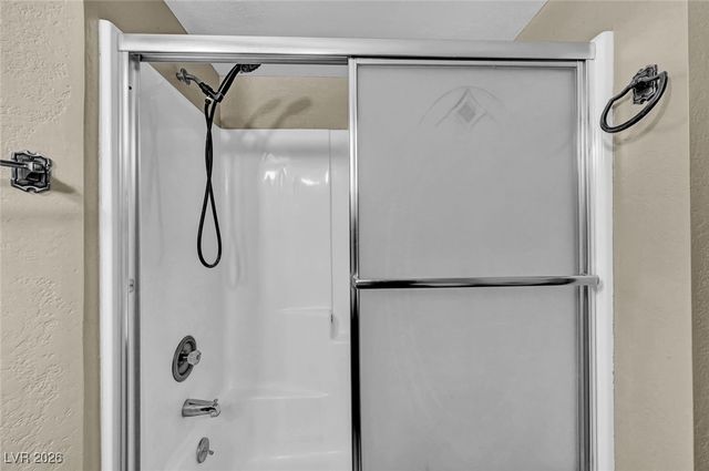 6975 Obannon Drive, Las Vegas, NV 89117