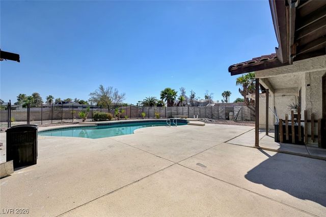 6975 Obannon Drive, Las Vegas, NV 89117