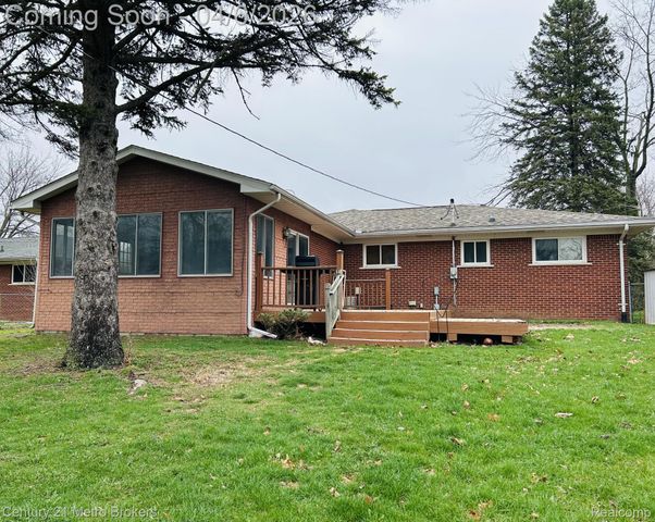 5448 Fern Avenue, Grand Blanc Charter Township, MI 48439