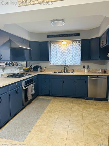 5448 Fern Avenue, Grand Blanc Charter Township, MI 48439