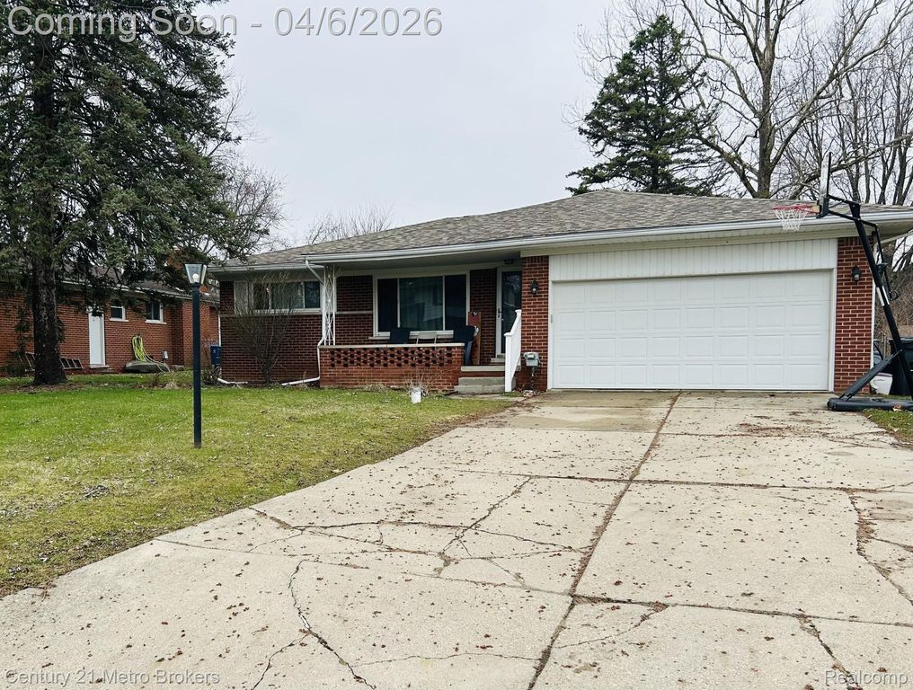5448 Fern Avenue, Grand Blanc Charter Township, MI 48439
