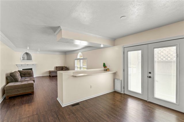 118 Commodore Dr, North Fayette, PA 15057