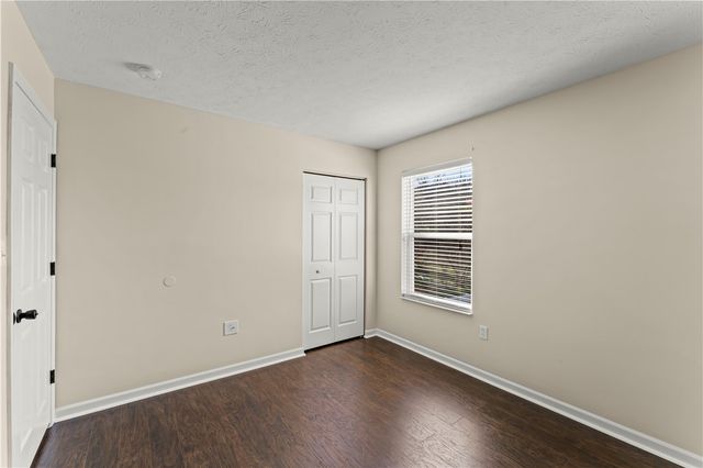 118 Commodore Dr, North Fayette, PA 15057