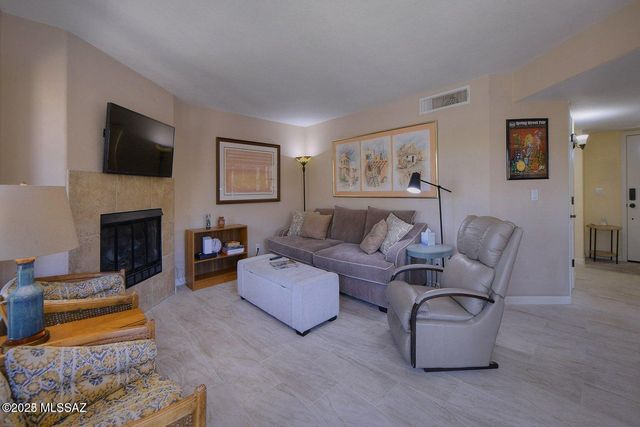 6651 N Campbell Ave Apt 281, Tucson, AZ 85718