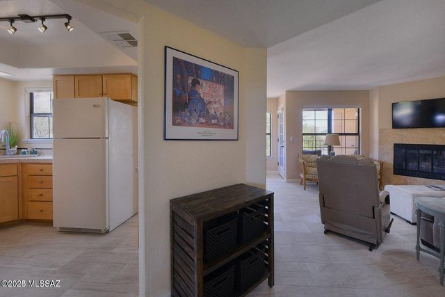 6651 N Campbell Ave Apt 281, Tucson, AZ 85718