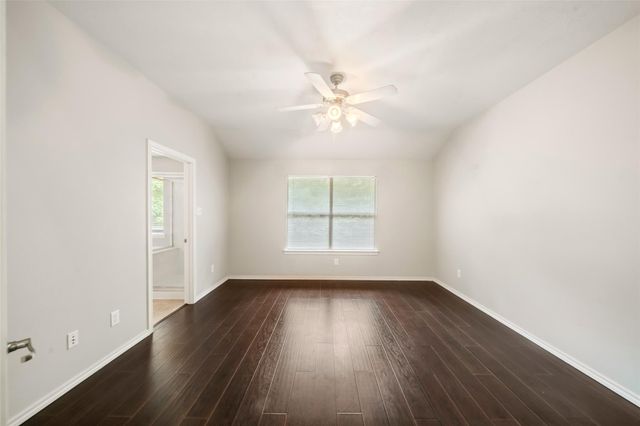 3 Whitekirk, The Woodlands, TX 77354