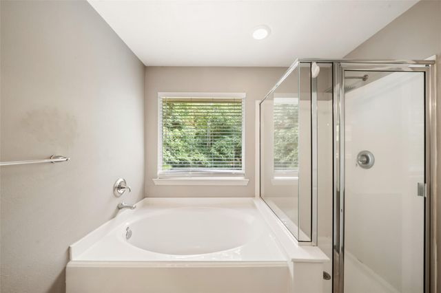 3 Whitekirk, The Woodlands, TX 77354