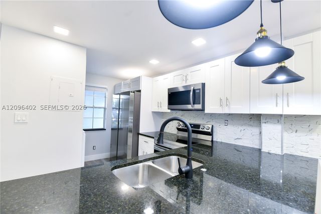 905 Southridge Rd 101B, Delray Beach, FL 33444