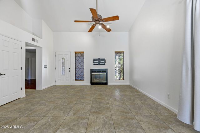 5005 E SHOMI Street, Phoenix, AZ 85044