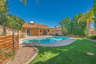 5005 E SHOMI Street, Phoenix, AZ 85044