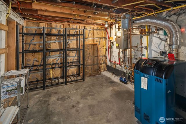 6841 19th Avenue NE, Seattle, WA 98115