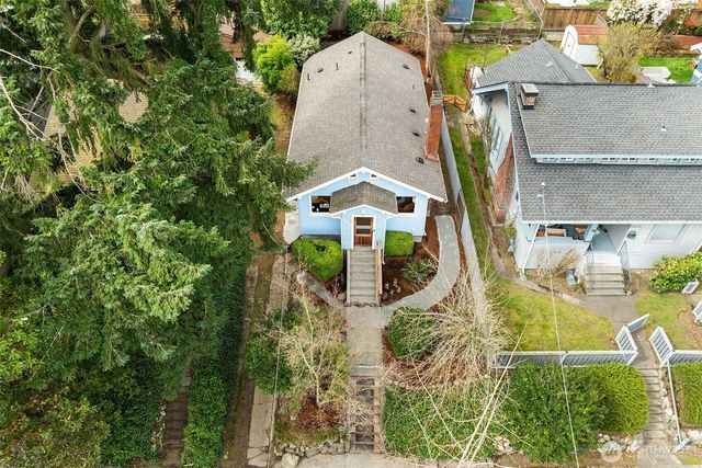 6841 19th Avenue NE, Seattle, WA 98115