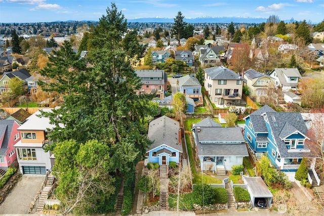 6841 19th Avenue NE, Seattle, WA 98115