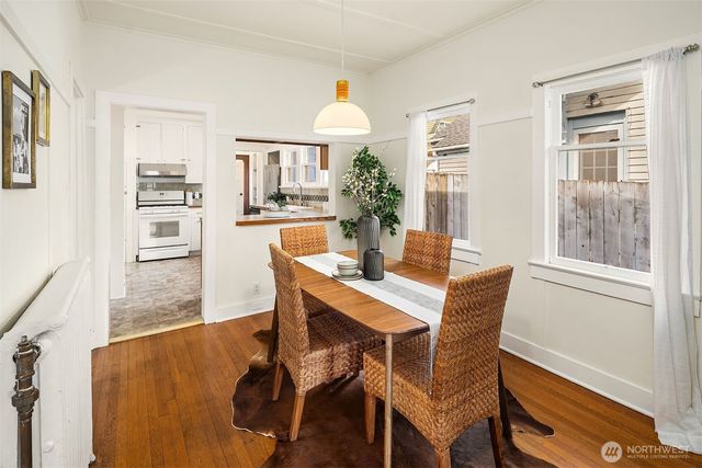 6841 19th Avenue NE, Seattle, WA 98115