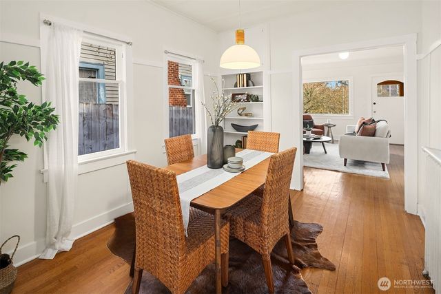 6841 19th Avenue NE, Seattle, WA 98115