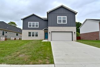 525 Schmitt Road, Indianapolis, IN 46239