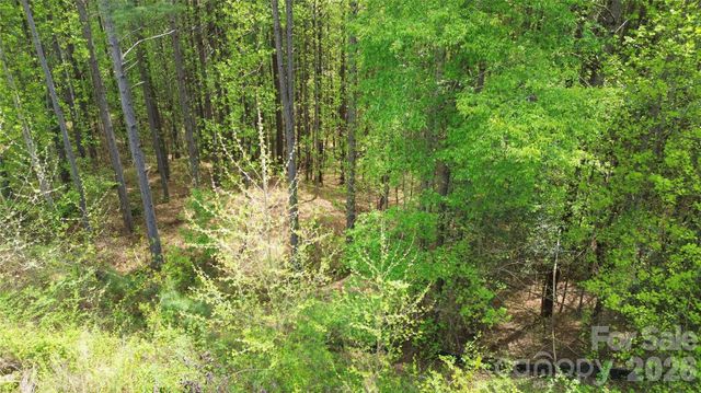 101, 107 Table Rock Trace NW, Morganton, NC 28655