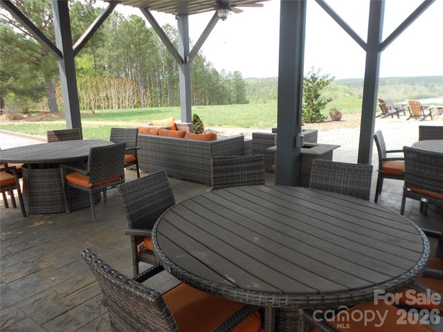 101, 107 Table Rock Trace NW, Morganton, NC 28655