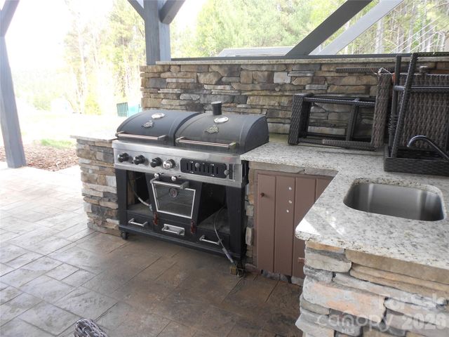101, 107 Table Rock Trace NW, Morganton, NC 28655