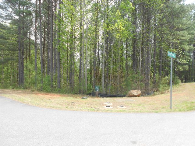 101, 107 Table Rock Trace NW, Morganton, NC 28655