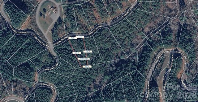 101, 107 Table Rock Trace NW, Morganton, NC 28655