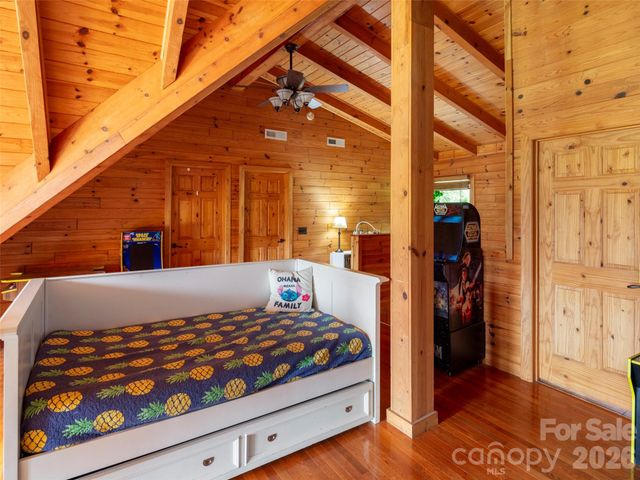 64 Cradling Cove, Waynesville, NC 28785