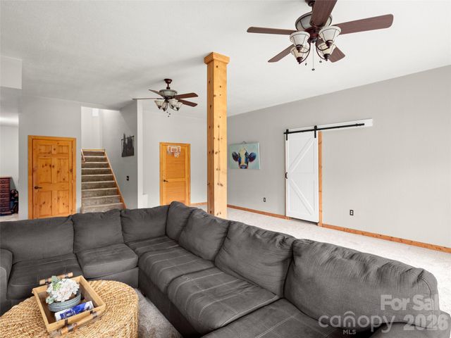 64 Cradling Cove, Waynesville, NC 28785
