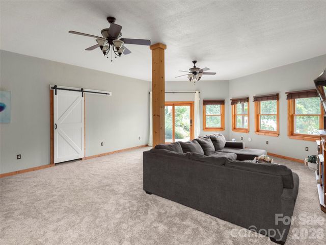 64 Cradling Cove, Waynesville, NC 28785