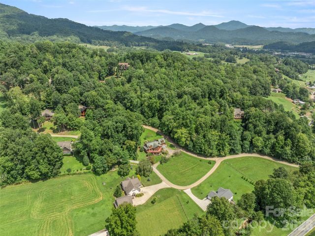 64 Cradling Cove, Waynesville, NC 28785