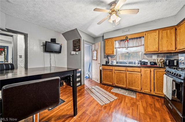 1532 E 78th Street, Cleveland, OH 44103