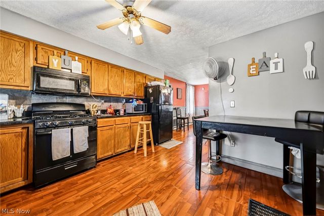 1532 E 78th Street, Cleveland, OH 44103