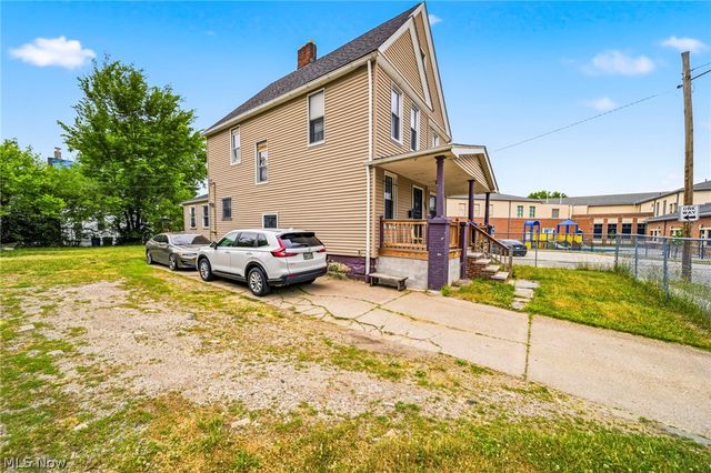1532 E 78th Street, Cleveland, OH 44103