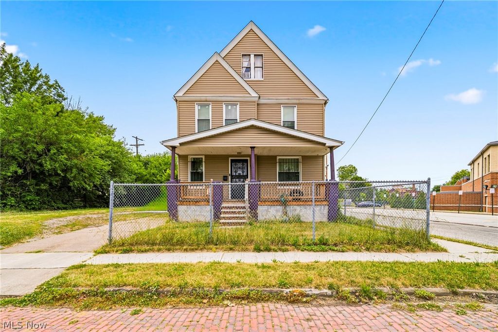 1532 E 78th Street, Cleveland, OH 44103