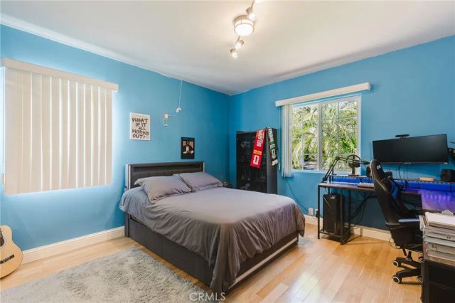 1722 Woodland Avenue, Glendale, CA 91208