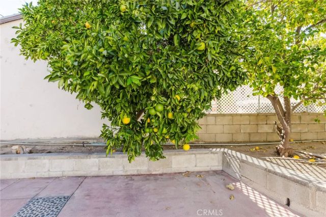 1722 Woodland Avenue, Glendale, CA 91208