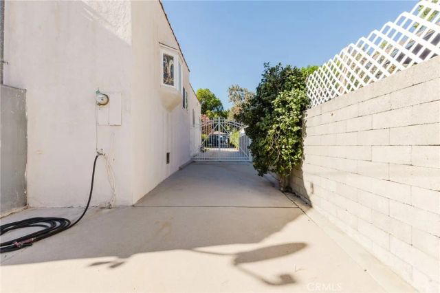 1722 Woodland Avenue, Glendale, CA 91208
