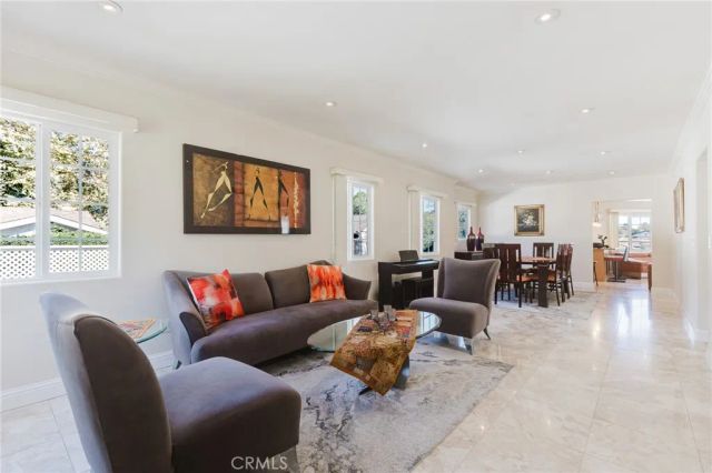 1722 Woodland Avenue, Glendale, CA 91208