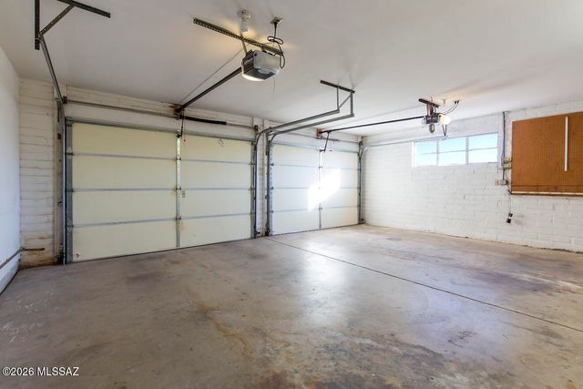 5405 N Estelle Drive, Tucson, AZ 85718