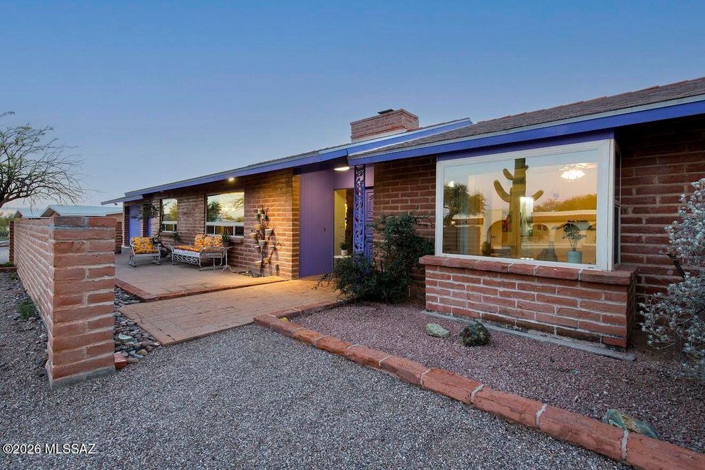 5405 N Estelle Drive, Tucson, AZ 85718