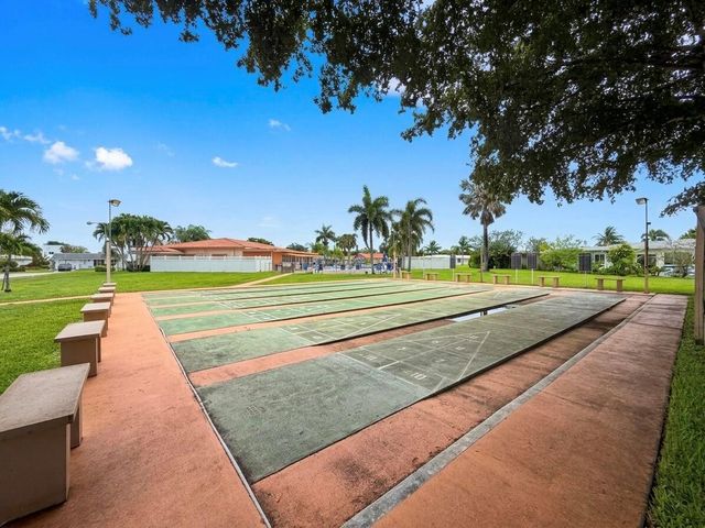 4400 NW 44th Terrace, Tamarac, FL 33319